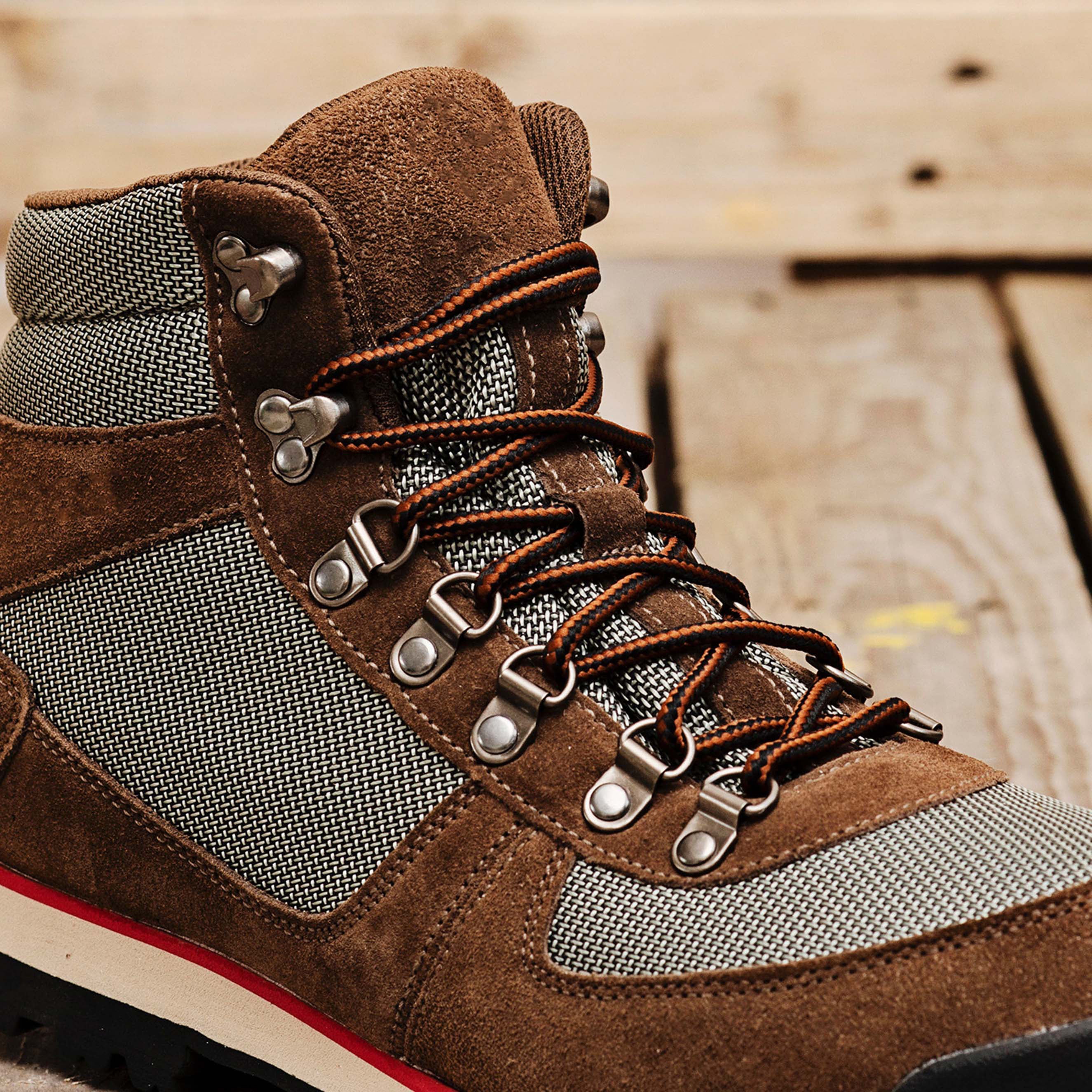 Hiking on sale boot laces